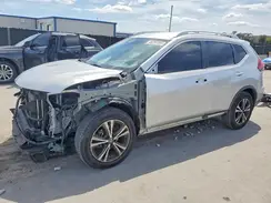 JN8AT2MT8JW452194 2018 NISSAN ROGUE