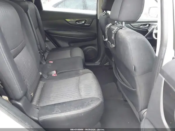 JN8AT2MT8JW453510 2018 NISSAN ROGUE - Image 8