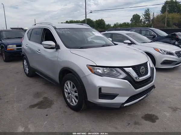 JN8AT2MT8JW453717 2018 NISSAN ROGUE - Image 1