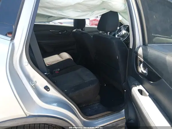 JN8AT2MT8JW454429 2018 NISSAN ROGUE - Image 8