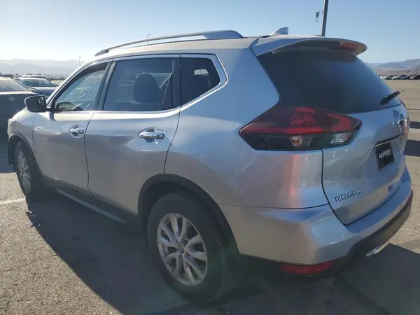 JN8AT2MT8JW454446 2018 NISSAN ROGUE - Image 2