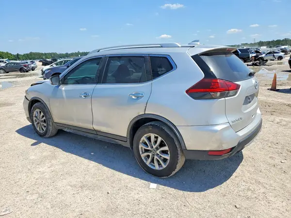 JN8AT2MT8JW454530 2018 NISSAN ROGUE - Image 2