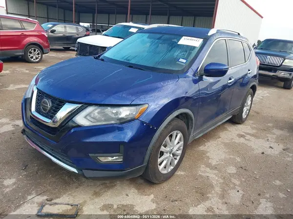 JN8AT2MT8JW455130 2018 NISSAN ROGUE - Image 2