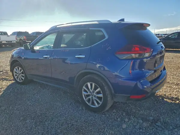 JN8AT2MT8JW455435 2018 NISSAN ROGUE - Image 2