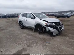 JN8AT2MT8JW456147 2018 NISSAN ROGUE