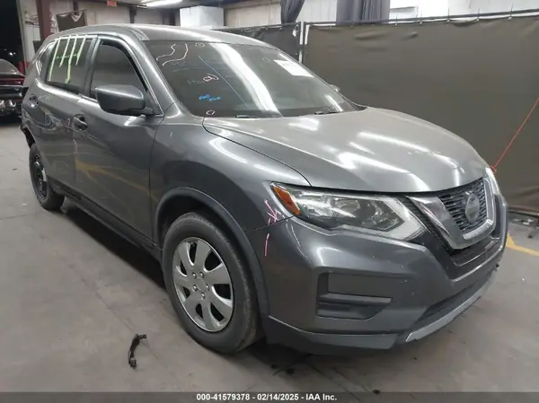 JN8AT2MT8JW459582 2018 NISSAN ROGUE - Image 1