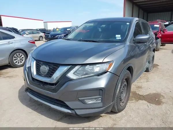 JN8AT2MT8JW459923 2018 NISSAN ROGUE - Image 2