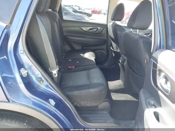 JN8AT2MT8JW461865 2018 NISSAN ROGUE - Image 8