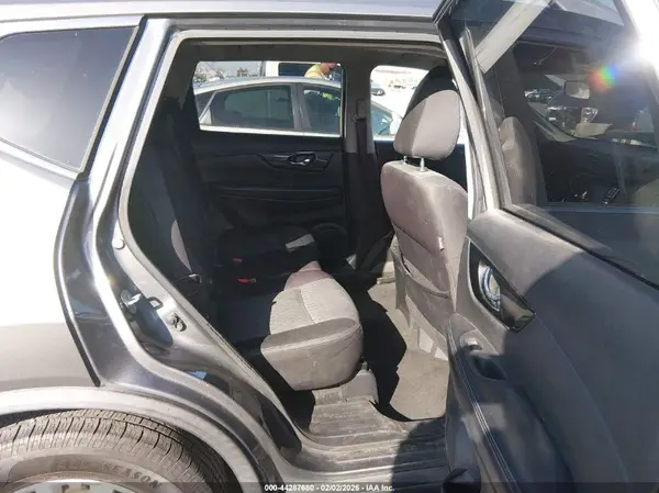 JN8AT2MT8JW462367 2018 NISSAN ROGUE - Image 8