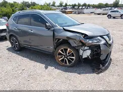 JN8AT2MT8JW465270 2018 NISSAN ROGUE