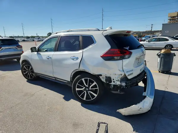 JN8AT2MT8JW486619 2018 NISSAN ROGUE - Image 2