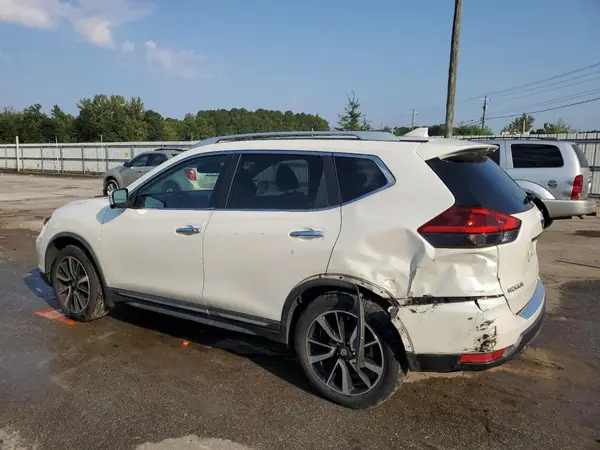 JN8AT2MT8JW488337 2018 NISSAN ROGUE - Image 2