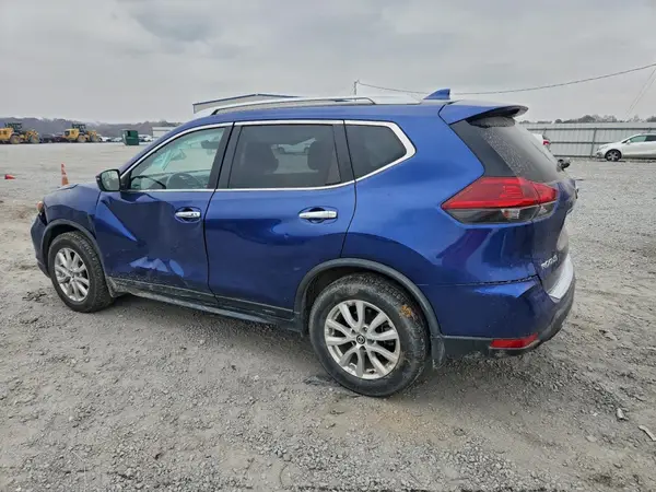 JN8AT2MT8JW488564 2018 NISSAN ROGUE - Image 2