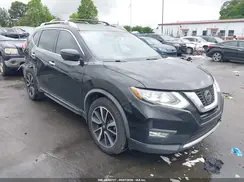 JN8AT2MT8JW489066 2018 NISSAN ROGUE