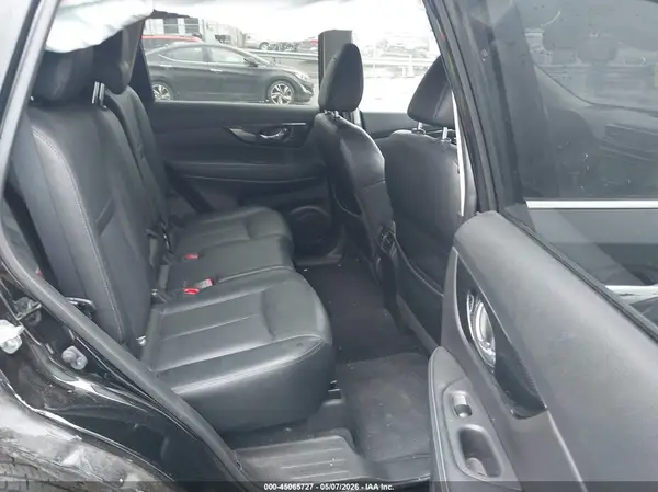 JN8AT2MT8JW489066 2018 NISSAN ROGUE - Image 8