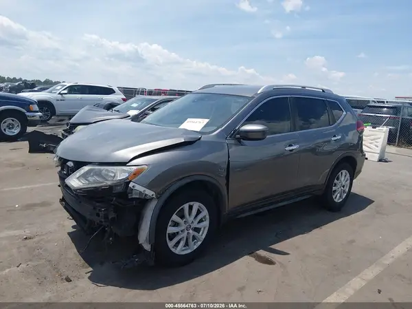 JN8AT2MT8KW256208 2019 NISSAN ROGUE - Image 2