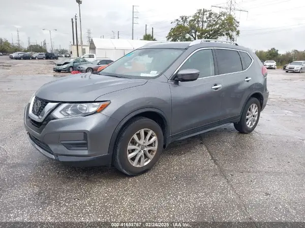 JN8AT2MT8KW256449 2019 NISSAN ROGUE - Image 2