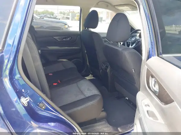 JN8AT2MT8KW256936 2019 NISSAN ROGUE - Image 8