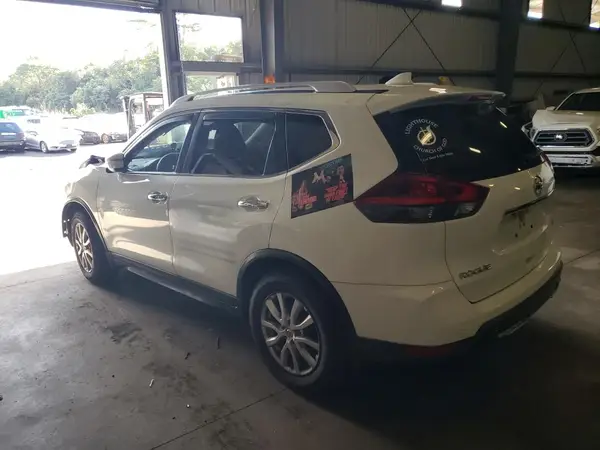 JN8AT2MT8KW259609 2019 NISSAN ROGUE - Image 2