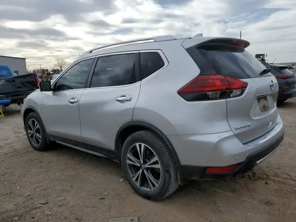 JN8AT2MT8KW264163 2019 NISSAN ROGUE - Image 2