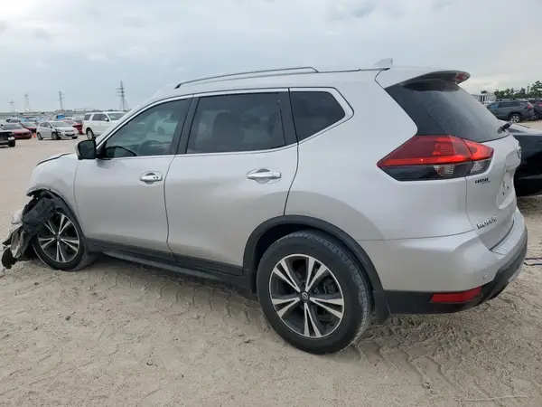 JN8AT2MT8KW265782 2019 NISSAN ROGUE - Image 2