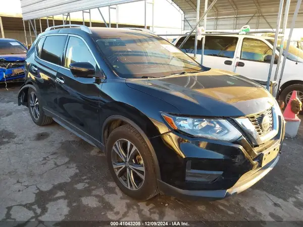 JN8AT2MT8KW265944 2019 NISSAN ROGUE - Image 1