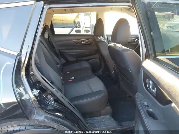 JN8AT2MT8KW265944 2019 NISSAN ROGUE - Image 8