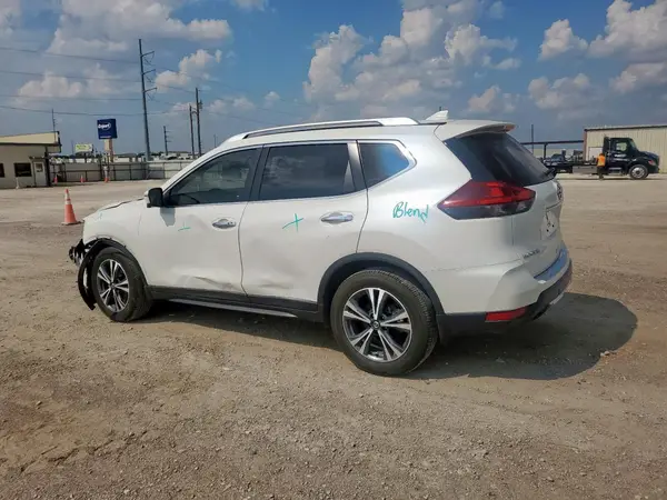 JN8AT2MT8KW266026 2019 NISSAN ROGUE - Image 2