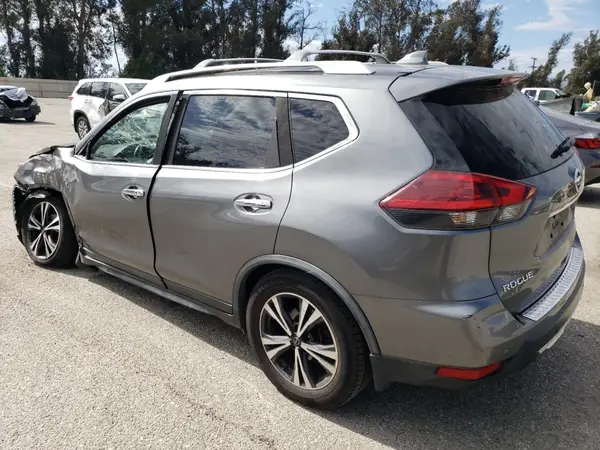 JN8AT2MT8KW500424 2019 NISSAN ROGUE - Image 2
