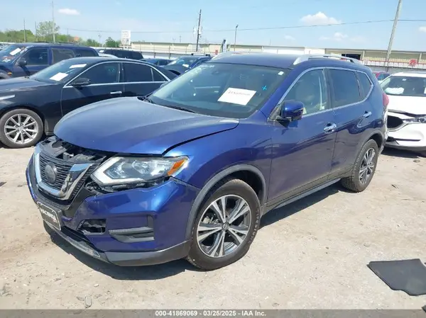 JN8AT2MT8LW002273 2020 NISSAN ROGUE - Image 2