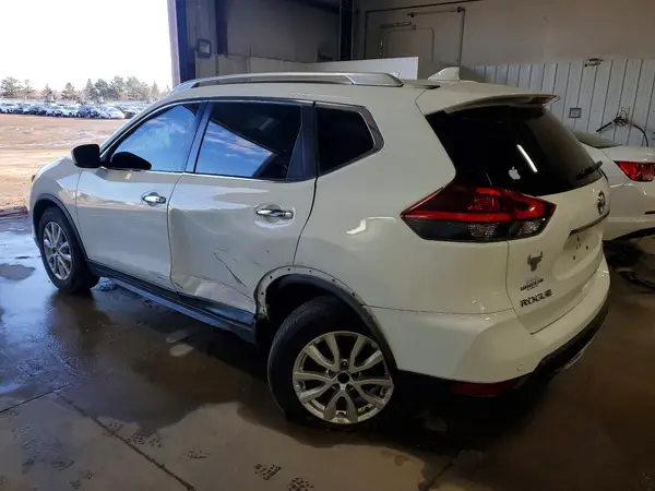 JN8AT2MT8LW003214 2020 NISSAN ROGUE - Image 2