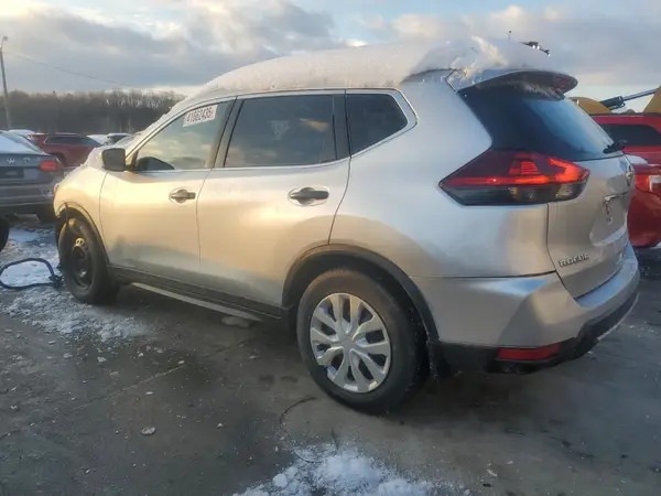 JN8AT2MT8LW007702 2020 NISSAN ROGUE - Image 2