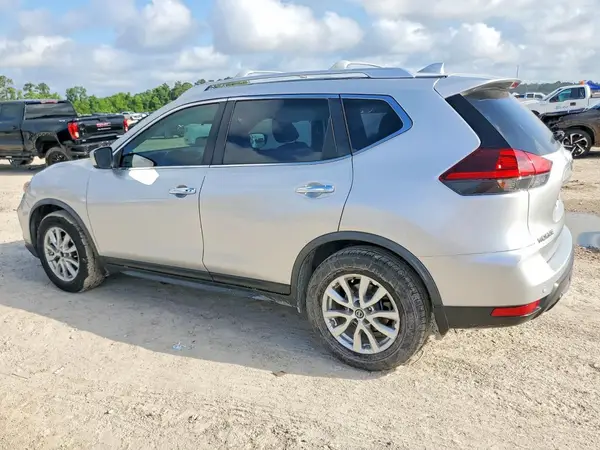 JN8AT2MT8LW011040 2020 NISSAN ROGUE - Image 2