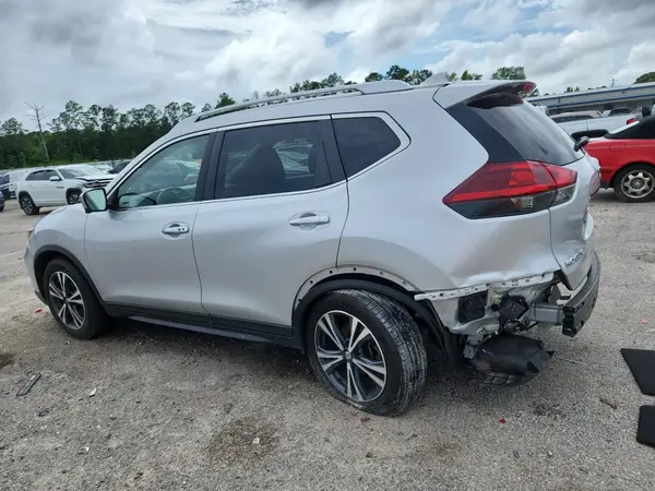 JN8AT2MT8LW012656 2020 NISSAN ROGUE - Image 2