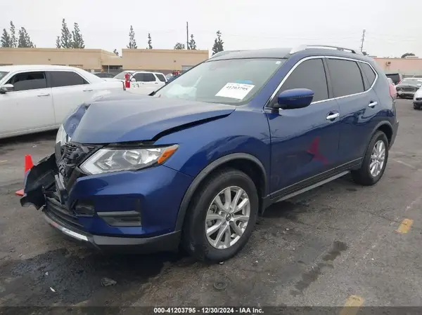 JN8AT2MT8LW014262 2020 NISSAN ROGUE - Image 2