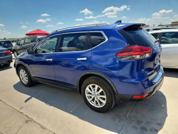 JN8AT2MT8LW014746 2020 NISSAN ROGUE - Image 2