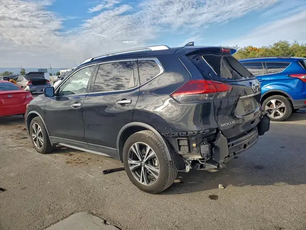 JN8AT2MT8LW040943 2020 NISSAN ROGUE - Image 2