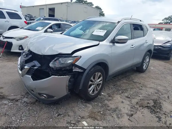 JN8AT2MT9GW005818 2016 NISSAN ROGUE - Image 2