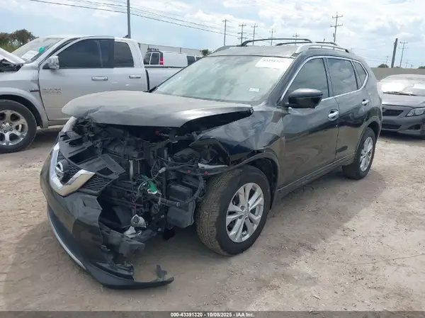 JN8AT2MT9GW009769 2016 NISSAN ROGUE - Image 2