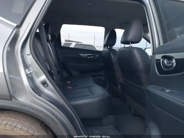 JN8AT2MT9GW013238 2016 NISSAN ROGUE - Image 8