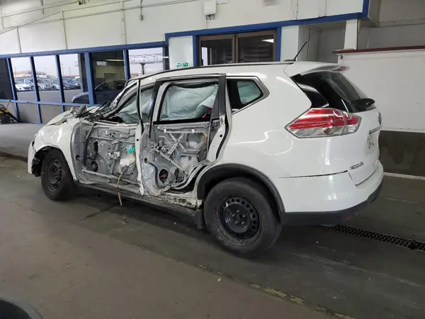 JN8AT2MT9GW017581 2016 NISSAN ROGUE - Image 2