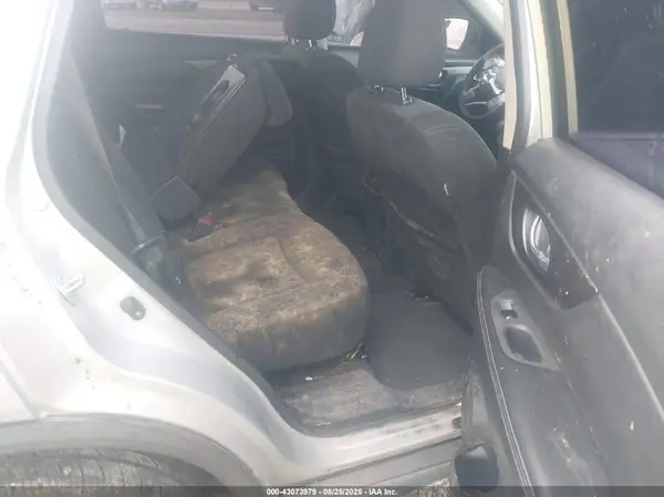 JN8AT2MT9GW026085 2016 NISSAN ROGUE - Image 8