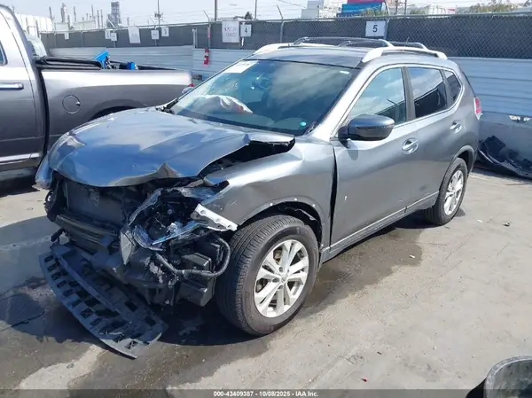 JN8AT2MT9GW027009 2016 NISSAN ROGUE - Image 2