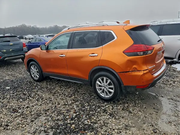 JN8AT2MT9HW130271 2017 NISSAN ROGUE - Image 2