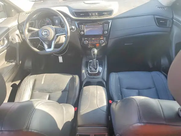 JN8AT2MT9HW132456 2017 NISSAN ROGUE - Image 8