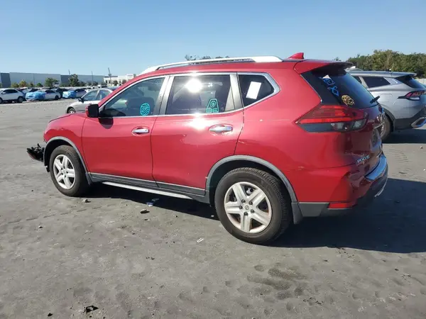 JN8AT2MT9HW134143 2017 NISSAN ROGUE - Image 2