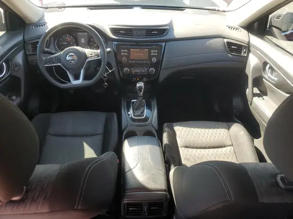 JN8AT2MT9HW134143 2017 NISSAN ROGUE - Image 8