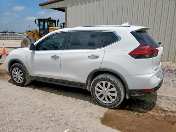 JN8AT2MT9HW137768 2017 NISSAN ROGUE - Image 2