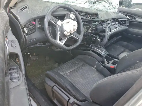 JN8AT2MT9HW138693 2017 NISSAN ROGUE - Image 8