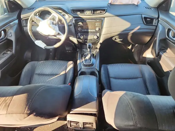 JN8AT2MT9HW142663 2017 NISSAN ROGUE - Image 8
